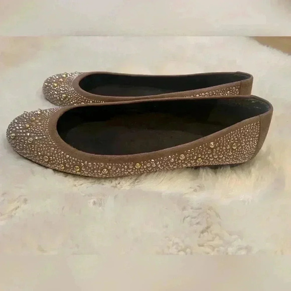 Stuart Weitzman Nubeads Haze Suede Flat - Picture 3 of 7